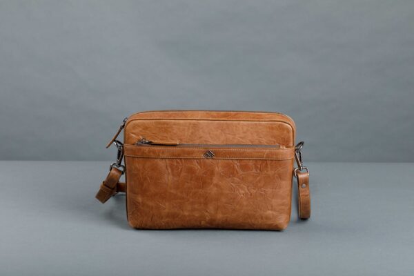 Human Fit Craft New Leather Side Bag for Men